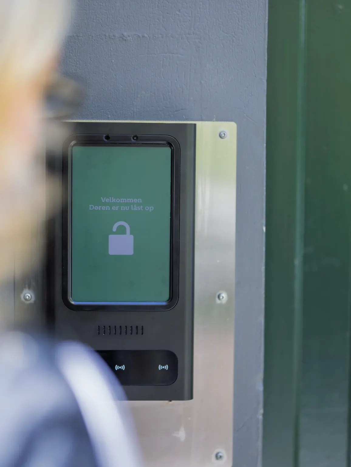 Installed door intercom at Sortedamdosseringen 5